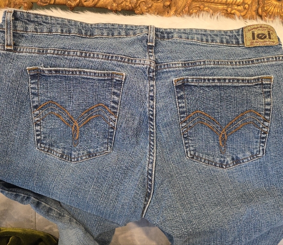 lei Women's Bootcut Jeans in Light Blue Denim - Picture 3 of 5